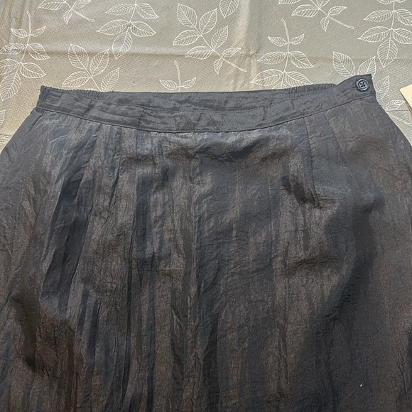 Ladies Ellen Margaret Moody Skirt. - Picture 6 of 8